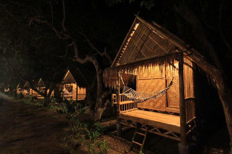 Chalee Tropicana Bungalow Koh Phayam Extérieur photo